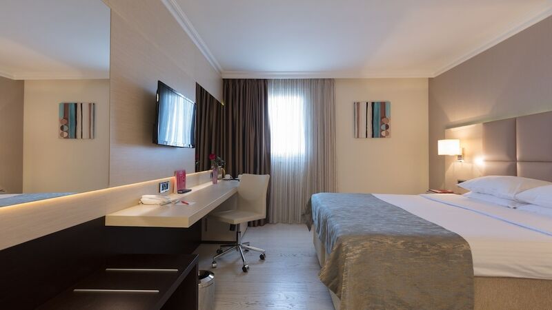 Ramada by Wyndham Sofia City Center