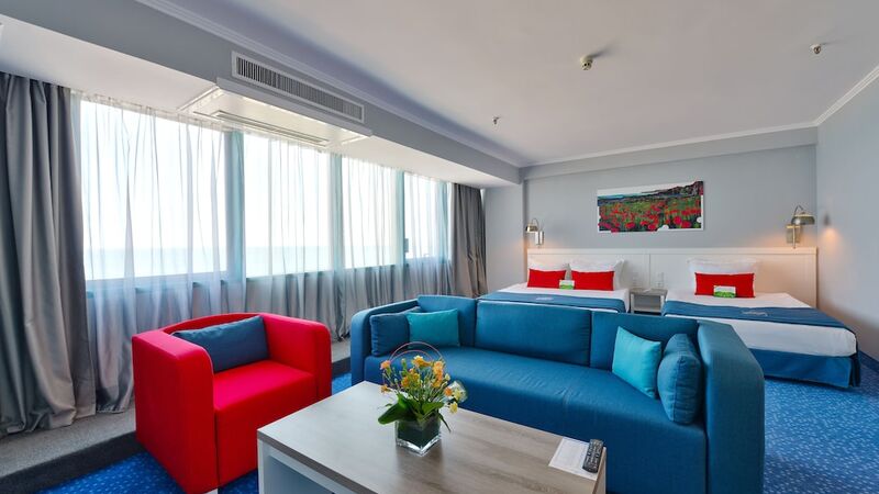 International Hotel Casino & Tower Suites