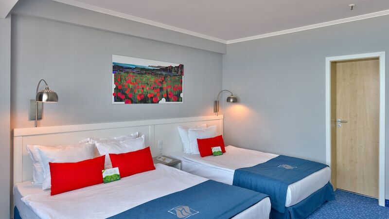 International Hotel Casino & Tower Suites