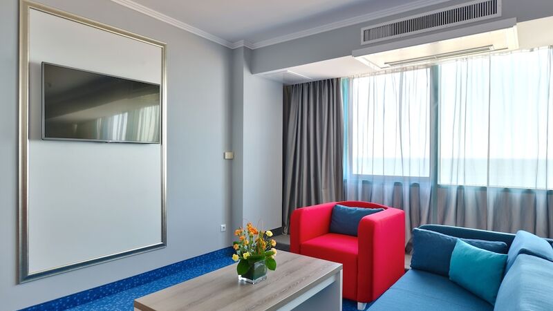 International Hotel Casino & Tower Suites