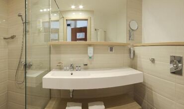 BULGARİSTAN`DA DENİZ TATİLİ TURU! ALBENA 4*  LAGUNA BEACH HOTEL 4 GECE 5 GÜN (ULTRA HERŞEY DAHİL)