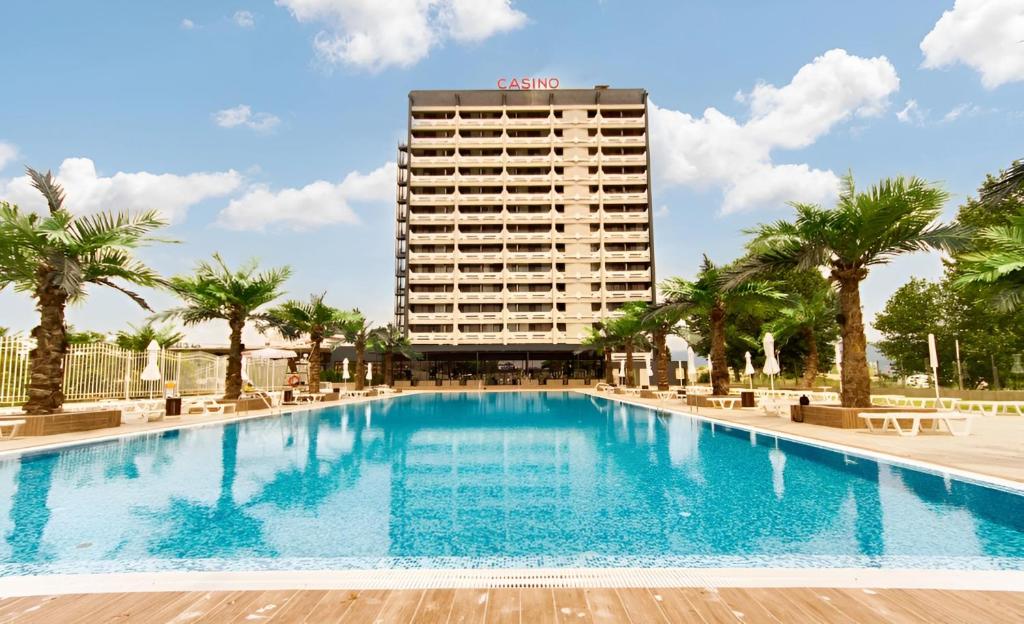 BULGARİSTAN SUNNY BEACH`DE DENİZ TATİLİ 4 * EUROPE HOTEL & CASİNO (HERŞEY DAHİL) 4 GECE 5 GÜN  (ÜCRETSİZ ULAŞIM)