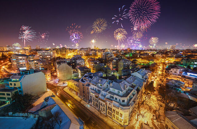 UÇAKLI YILBAŞI ÖZEL! 3 GECE 4 GÜN 5* INTERNATIONAL CASINO & TOWER SUITES KONAKLAMALI 
