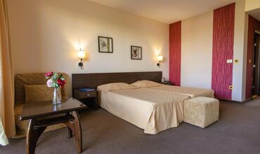 BULGARİSTAN SUNNY BEACH`DE DENİZ TATİLİ 4 * FLAMİNGO HOTEL (HERŞEY DAHİL) 4 GECE 5 GÜN  (ÜCRETSİZ ULAŞIM)